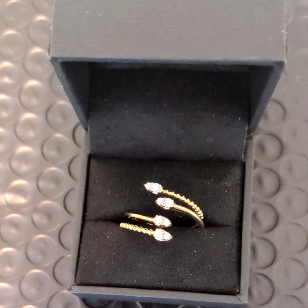 14 KT Diamond Open End Diamond Ring